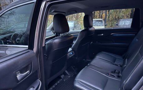 Toyota Highlander III, 2014 год, 3 150 000 рублей, 12 фотография