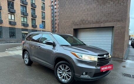 Toyota Highlander III, 2014 год, 3 150 000 рублей, 3 фотография