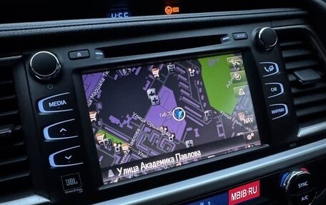 Toyota Highlander III, 2014 год, 3 150 000 рублей, 21 фотография