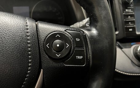 Toyota RAV4, 2017 год, 2 390 000 рублей, 14 фотография