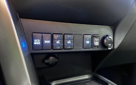 Toyota RAV4, 2017 год, 2 390 000 рублей, 18 фотография