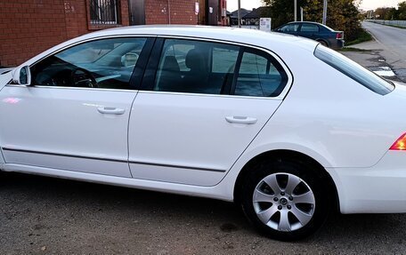 Skoda Superb III рестайлинг, 2011 год, 900 000 рублей, 4 фотография