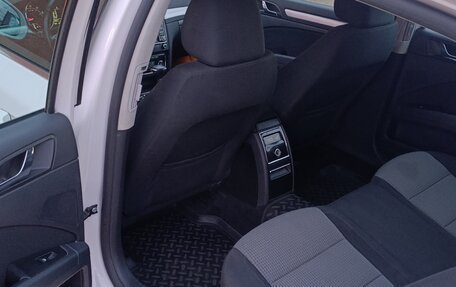 Skoda Superb III рестайлинг, 2011 год, 900 000 рублей, 14 фотография