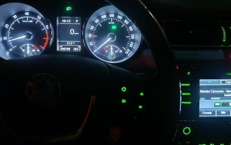 Skoda Superb III рестайлинг, 2011 год, 900 000 рублей, 18 фотография