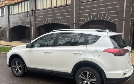 Toyota RAV4, 2016 год, 2 300 000 рублей, 6 фотография