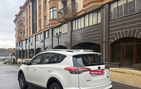 Toyota RAV4, 2016 год, 2 300 000 рублей, 7 фотография