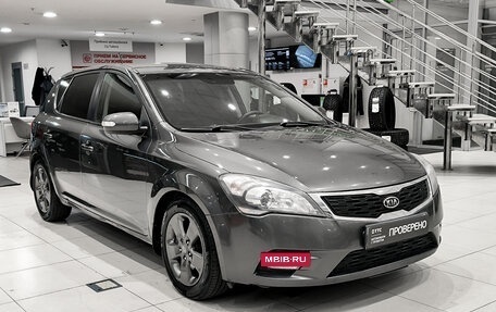 KIA cee'd I рестайлинг, 2011 год, 699 000 рублей, 3 фотография