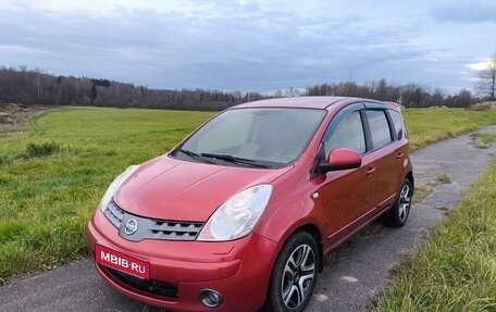 Nissan Note II рестайлинг, 2008 год, 650 000 рублей, 1 фотография