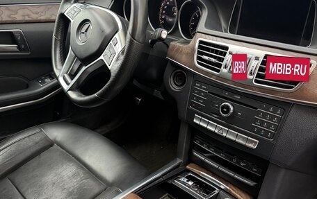 Mercedes-Benz E-Класс, 2015 год, 2 500 000 рублей, 7 фотография