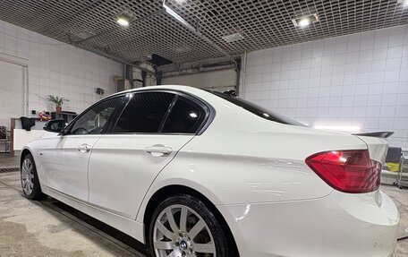 BMW 3 серия, 2013 год, 1 900 000 рублей, 3 фотография