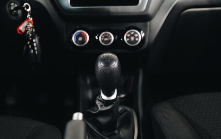 KIA Rio III рестайлинг, 2016 год, 995 000 рублей, 12 фотография