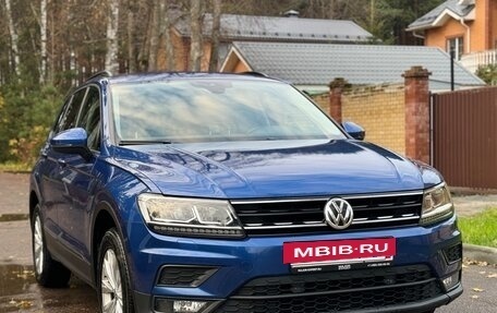 Volkswagen Tiguan II, 2019 год, 2 150 000 рублей, 3 фотография