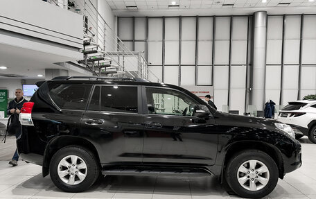 Toyota Land Cruiser Prado 150 рестайлинг 2, 2013 год, 2 150 000 рублей, 5 фотография