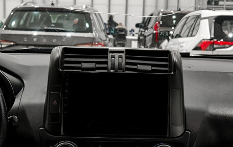 Toyota Land Cruiser Prado 150 рестайлинг 2, 2013 год, 2 150 000 рублей, 18 фотография