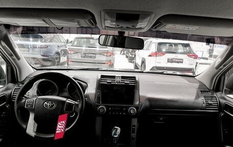 Toyota Land Cruiser Prado 150 рестайлинг 2, 2013 год, 2 150 000 рублей, 17 фотография