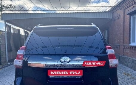 Toyota Land Cruiser Prado 150 рестайлинг 2, 2017 год, 5 200 000 рублей, 2 фотография