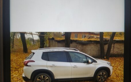 Peugeot 2008 II, 2019 год, 1 450 000 рублей, 2 фотография