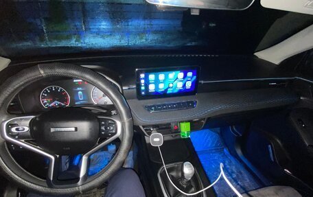 Haval Jolion, 2022 год, 1 650 000 рублей, 10 фотография