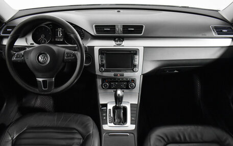 Volkswagen Passat B7, 2011 год, 759 000 рублей, 13 фотография