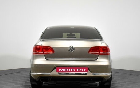 Volkswagen Passat B7, 2011 год, 759 000 рублей, 6 фотография