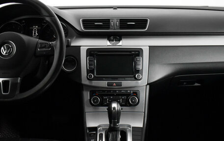 Volkswagen Passat B7, 2011 год, 759 000 рублей, 14 фотография