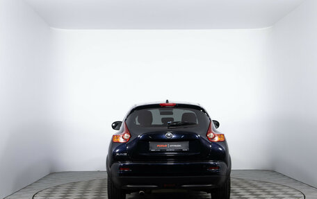 Nissan Juke II, 2011 год, 900 000 рублей, 6 фотография