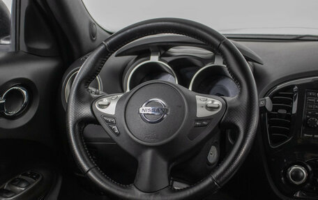 Nissan Juke II, 2011 год, 900 000 рублей, 15 фотография