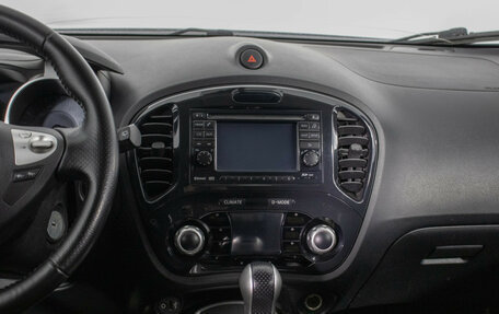 Nissan Juke II, 2011 год, 900 000 рублей, 14 фотография