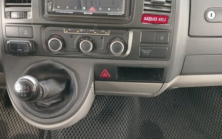 Volkswagen Caravelle T5, 2011 год, 1 450 000 рублей, 8 фотография