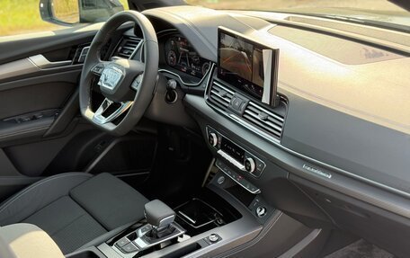 Audi Q5, 2025 год, 6 450 000 рублей, 38 фотография