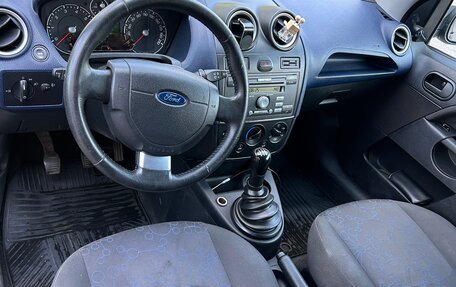 Ford Fiesta, 2006 год, 215 000 рублей, 9 фотография