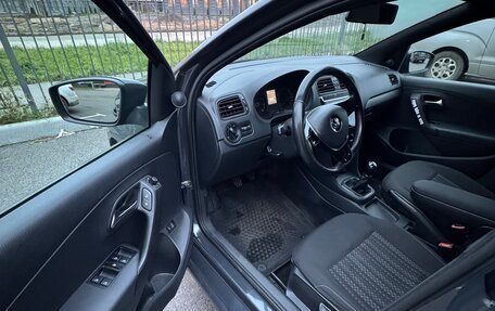 Volkswagen Polo VI (EU Market), 2017 год, 1 050 000 рублей, 15 фотография