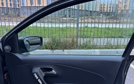 Volkswagen Polo VI (EU Market), 2017 год, 1 050 000 рублей, 24 фотография