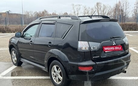 Mitsubishi Outlander III рестайлинг 3, 2011 год, 840 000 рублей, 5 фотография