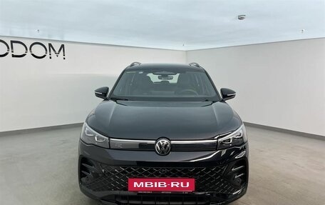 Volkswagen Tiguan, 2025 год, 5 590 000 рублей, 3 фотография