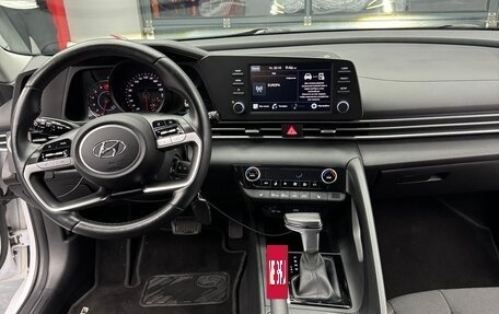 Hyundai Elantra, 2021 год, 1 850 000 рублей, 11 фотография