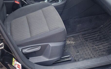 SEAT Alhambra II рестайлинг, 2019 год, 2 350 000 рублей, 18 фотография