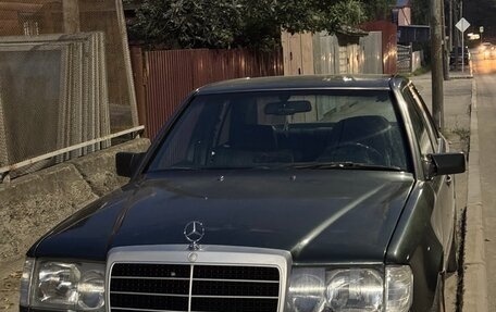 Mercedes-Benz E-Класс, 1992 год, 400 000 рублей, 9 фотография
