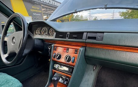 Mercedes-Benz E-Класс, 1992 год, 400 000 рублей, 24 фотография