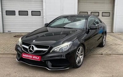 Mercedes-Benz E-Класс, 2015 год, 2 300 000 рублей, 1 фотография