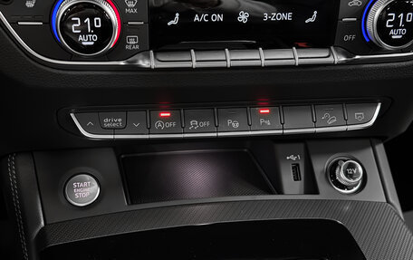 Audi Q5, 2025 год, 6 250 000 рублей, 27 фотография