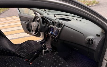 Renault Logan II, 2017 год, 570 000 рублей, 7 фотография