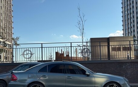 Mercedes-Benz E-Класс, 2005 год, 1 200 000 рублей, 2 фотография