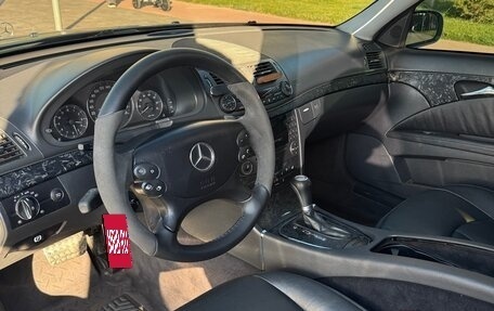 Mercedes-Benz E-Класс, 2005 год, 1 200 000 рублей, 8 фотография