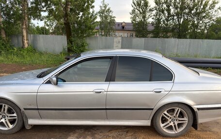 BMW 5 серия, 1998 год, 700 000 рублей, 3 фотография