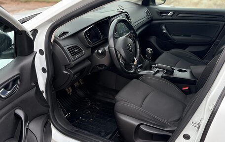 Renault Megane IV, 2019 год, 1 250 000 рублей, 9 фотография