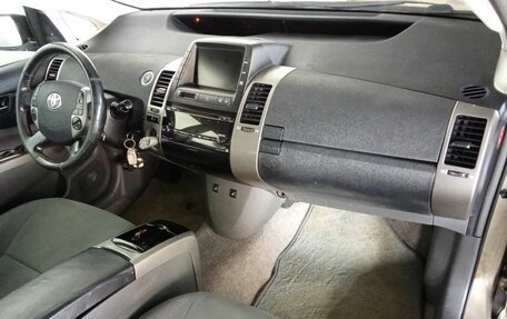 Toyota Prius, 2006 год, 517 000 рублей, 9 фотография