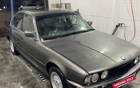 BMW 5 серия, 1989 год, 280 000 рублей, 14 фотография