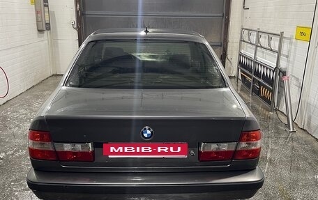 BMW 5 серия, 1989 год, 280 000 рублей, 16 фотография