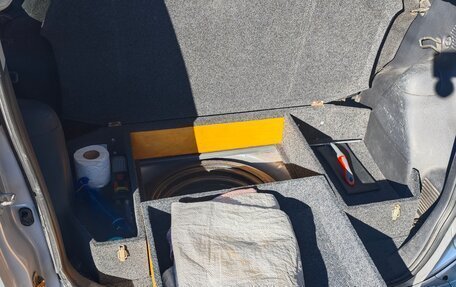 Toyota FunCargo, 2003 год, 440 000 рублей, 4 фотография